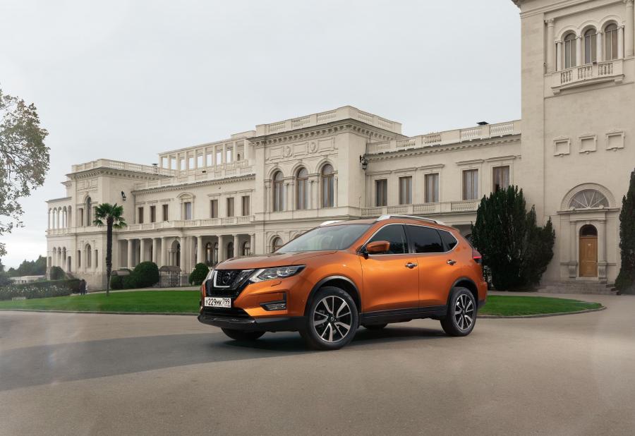  Nissan X-Trail (T32) 2018 года  (CIS) (фото 1 из 40)